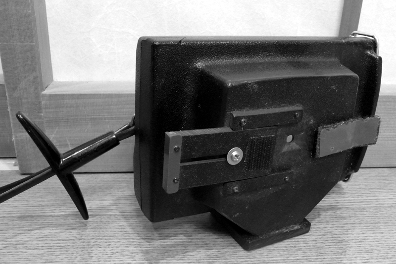Illustration for article titled 22 Nostalgic Photos, And the Pinhole Cameras Behind Them